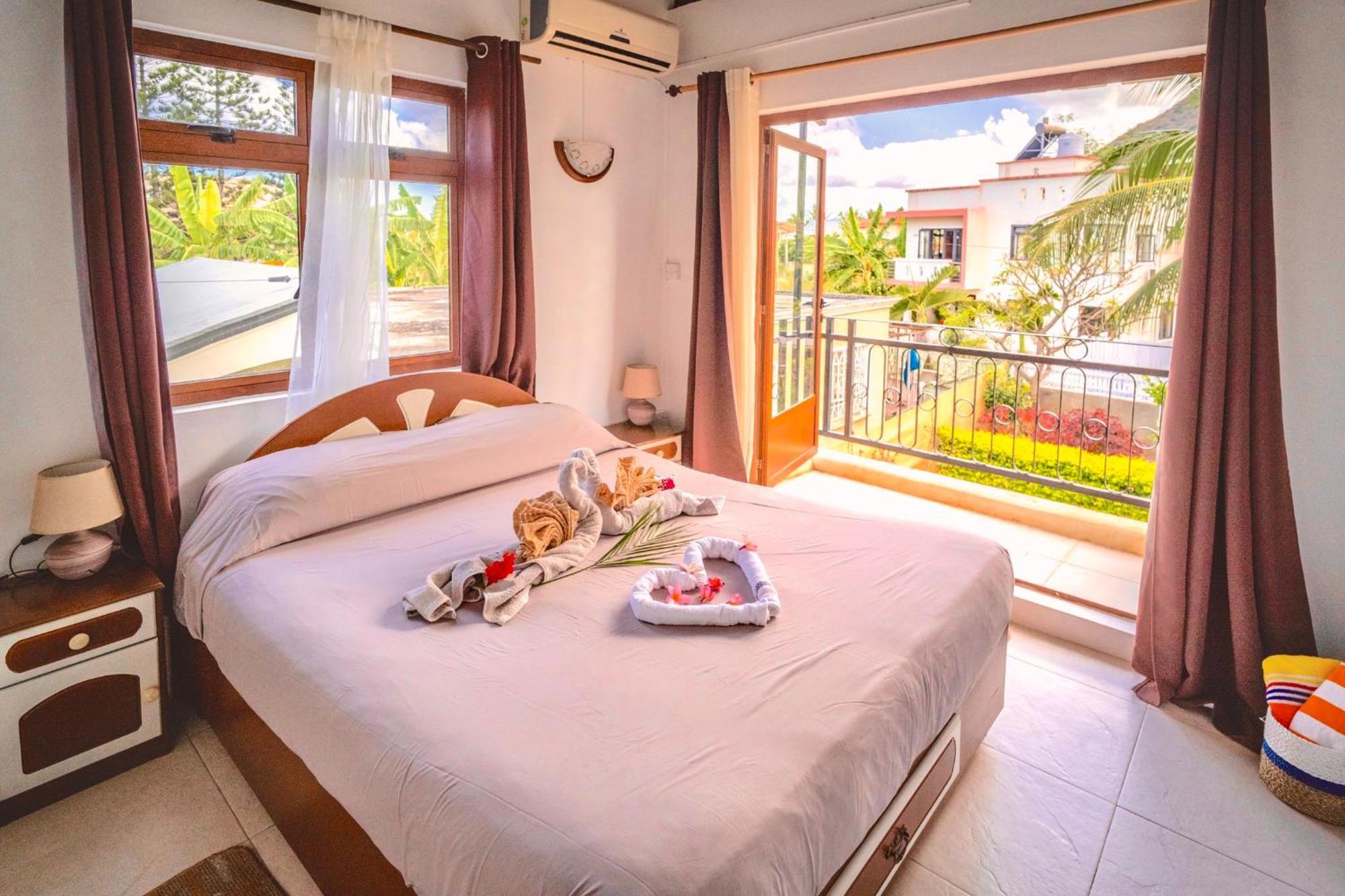 Charming Condo 黑河区 外观 照片