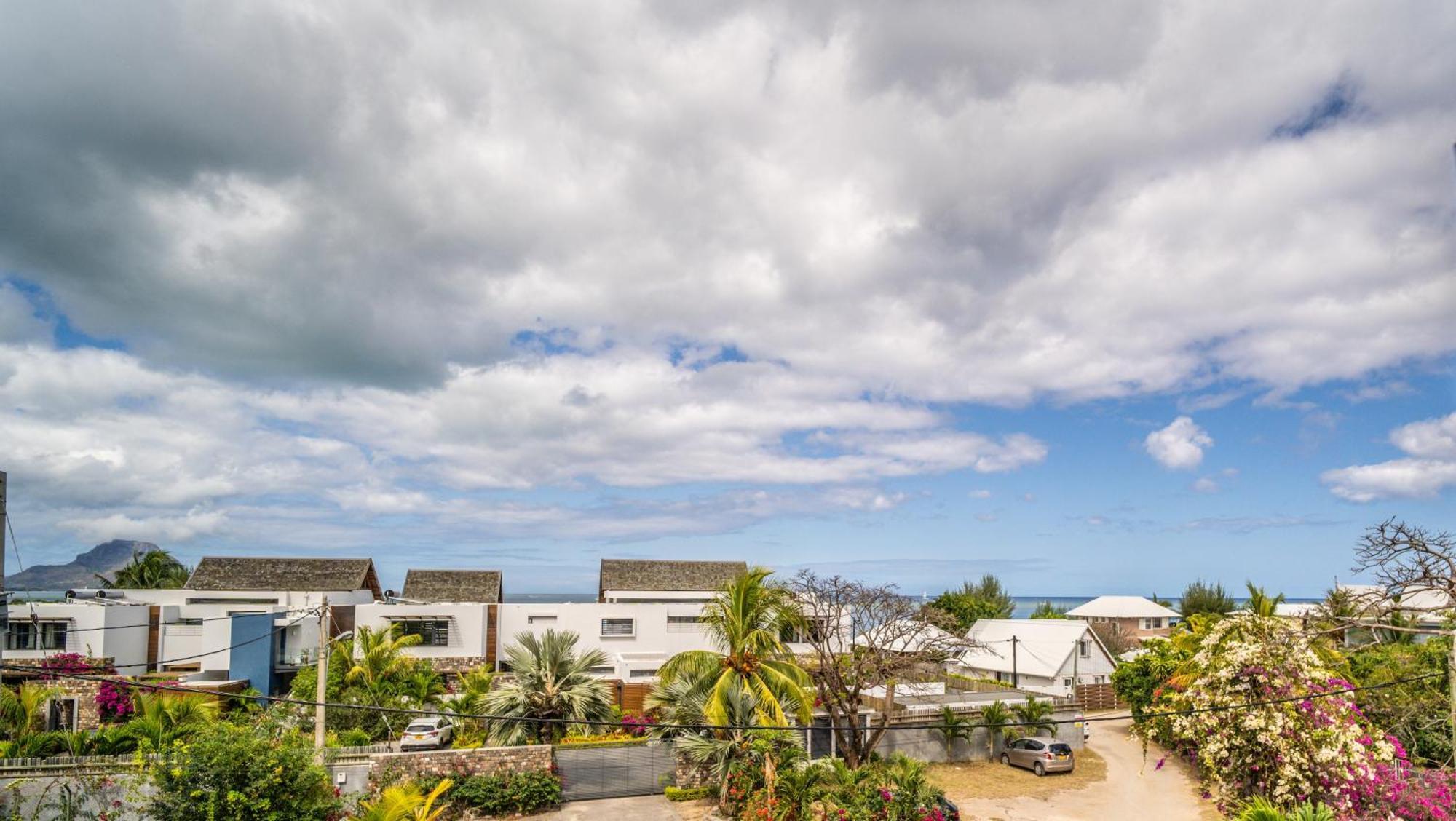 Charming Condo 黑河区 外观 照片